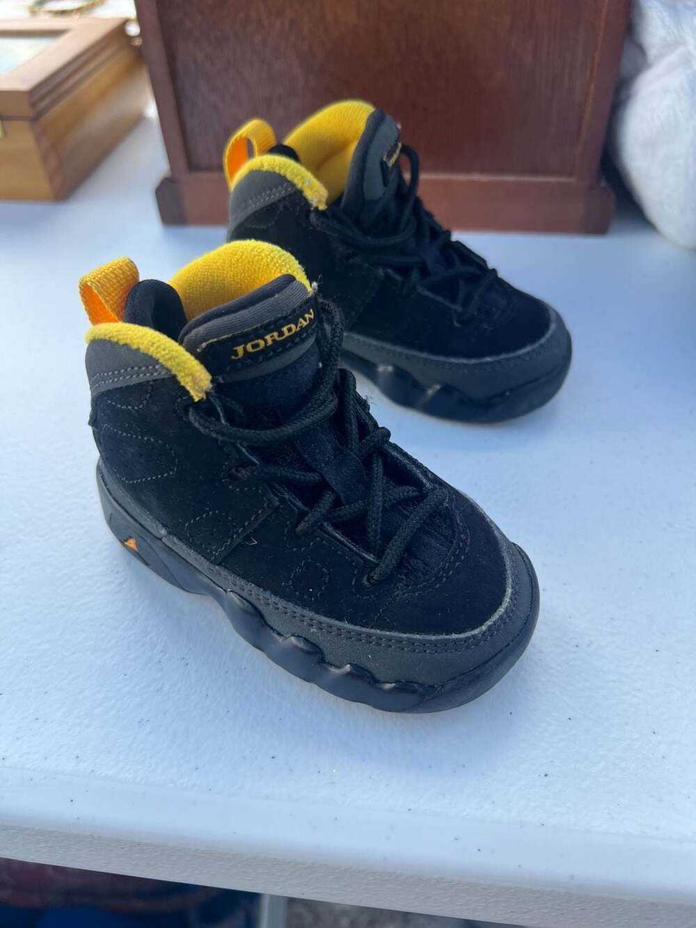 Nike Air Jordan 9 Retro TD Dark Charcoal University Gold Toddler Size 4C